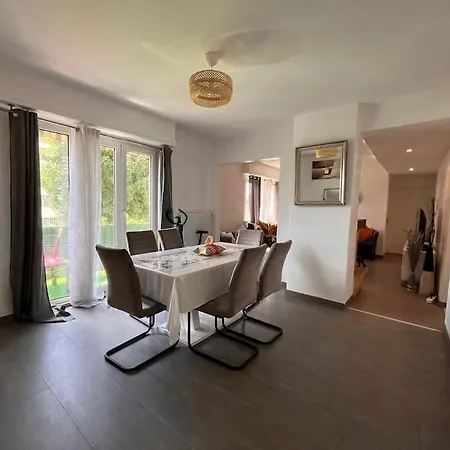 Apartment Cosy-rent Tv Wifi Parking